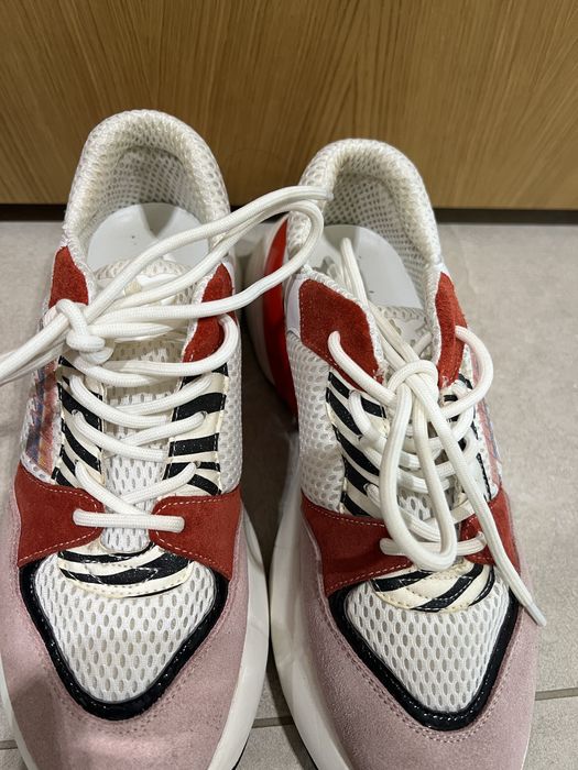 Верни маратонки Pinko