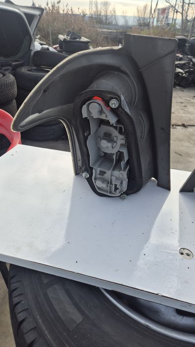 Оригинален Десен  Стоп за Тойота Корола Версо  2004- 2009г