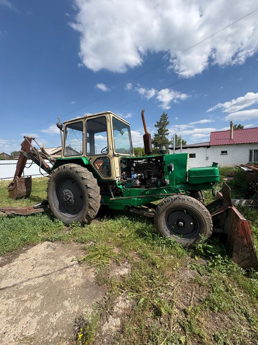 Трактор ЮМЗ-6 с устоновкой