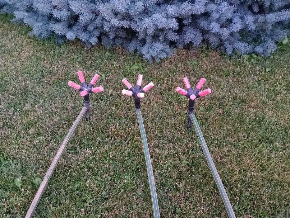 Разбрызгиватели для полива огорода или газона, рабочие и на запчасти