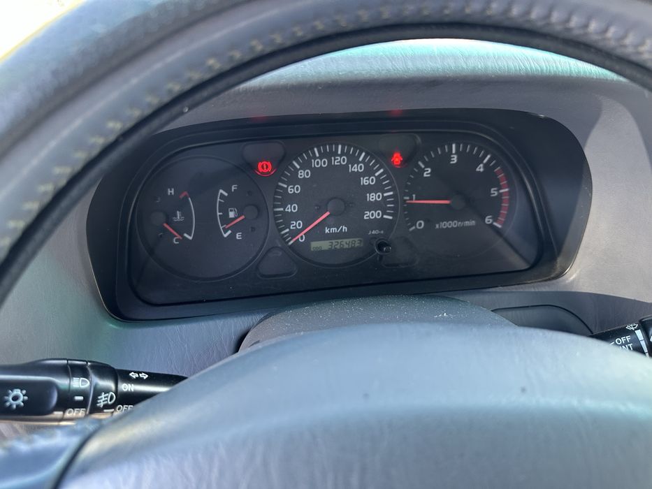 Vand Toyota j 90