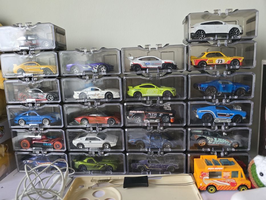 hotwheels машинки