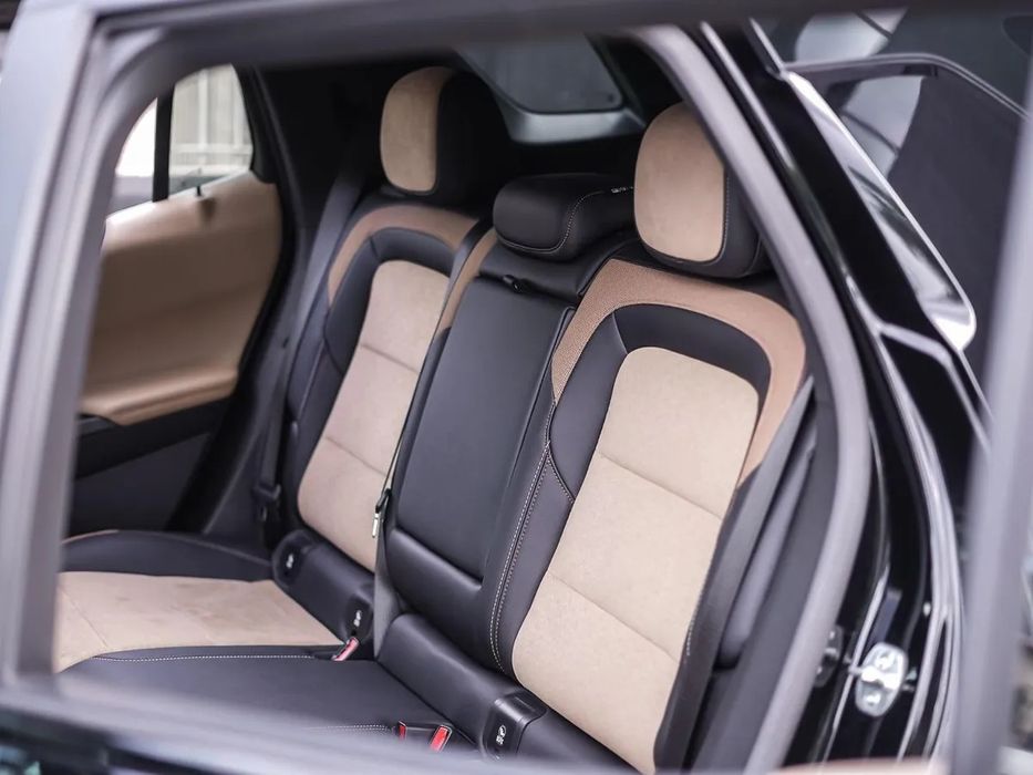 Chevrolet Equinox 15T Active Gibrid Сотилади