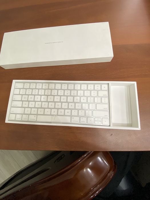 Apple Magic Keyboard (без Touch ID)