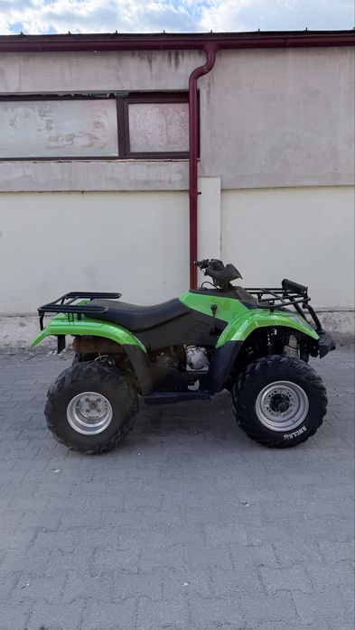 Vând ATV Linhai 300