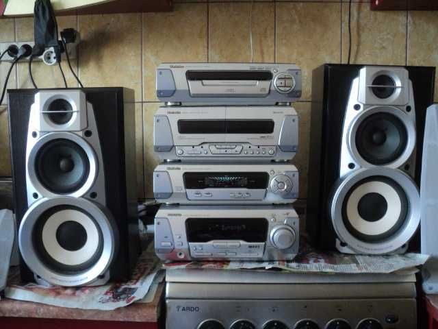 Boxe camera SHWA si combina Technics completa + telecomanda