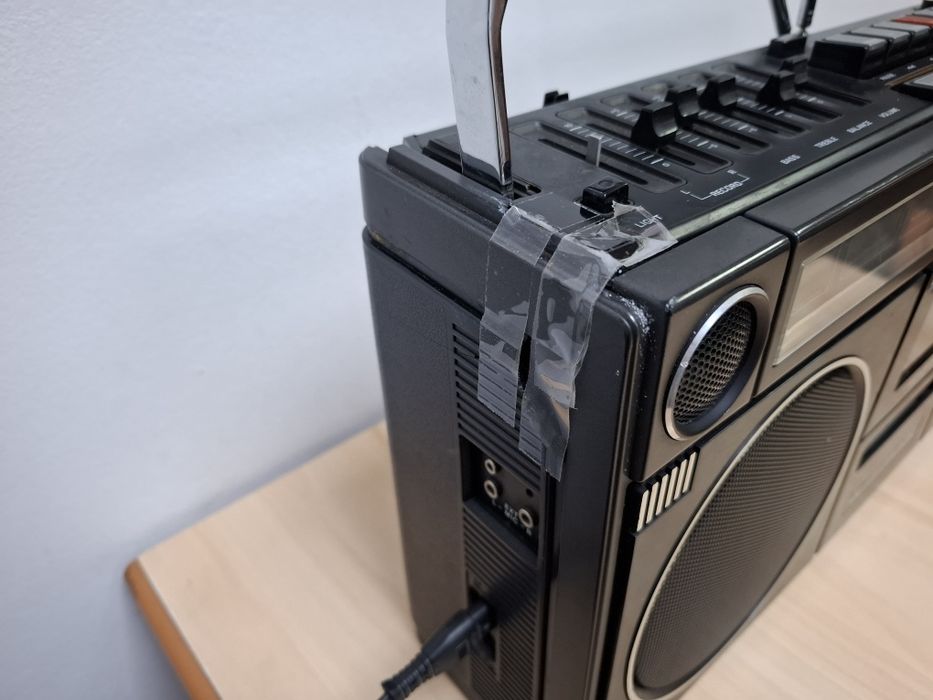 Boombox sharp GF-9090