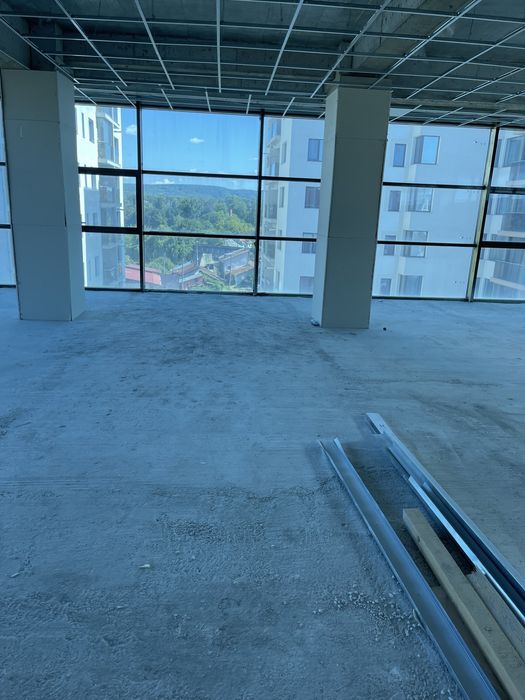 Spatiu pentru birourii