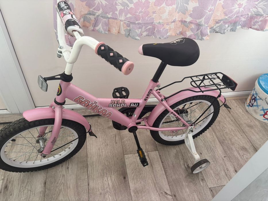 Детский велосипед. Для девочки.