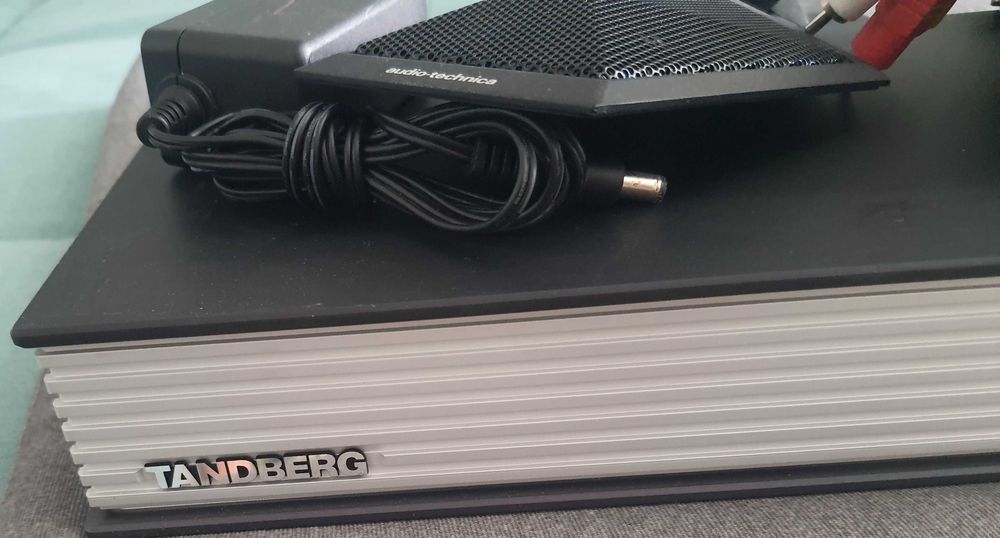 Sistem conferinta audio/video