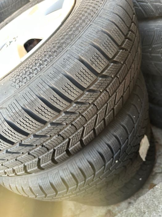 Гуми с джанти за Пежо 4008 215/70/16