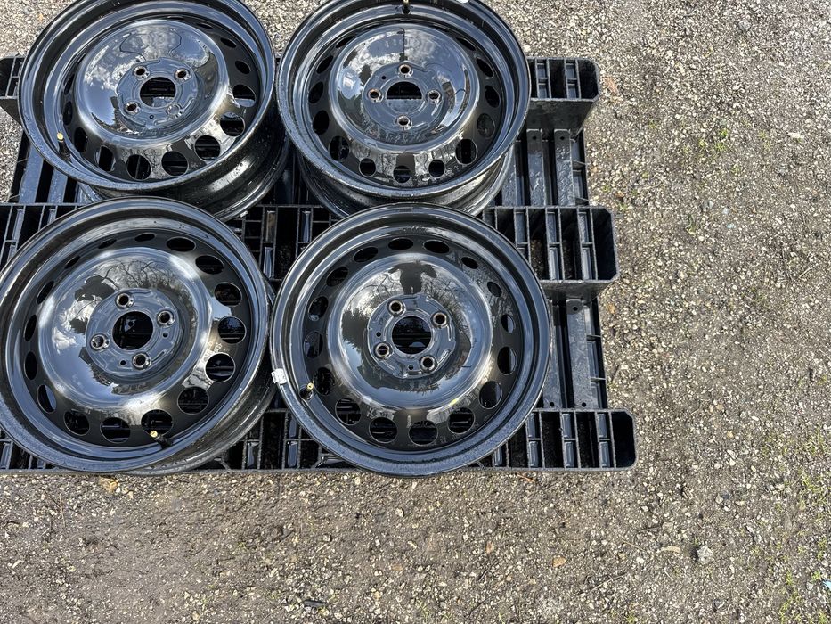 4бр.Оригинални джанти 15цола 4x100 за Renault,Dacia,Nissan,Smart