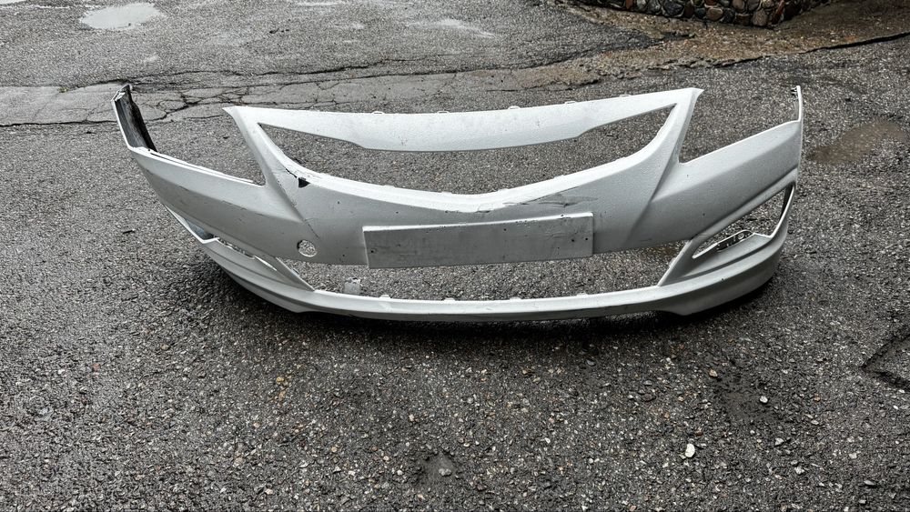 Хундай акцент  бампер и резина