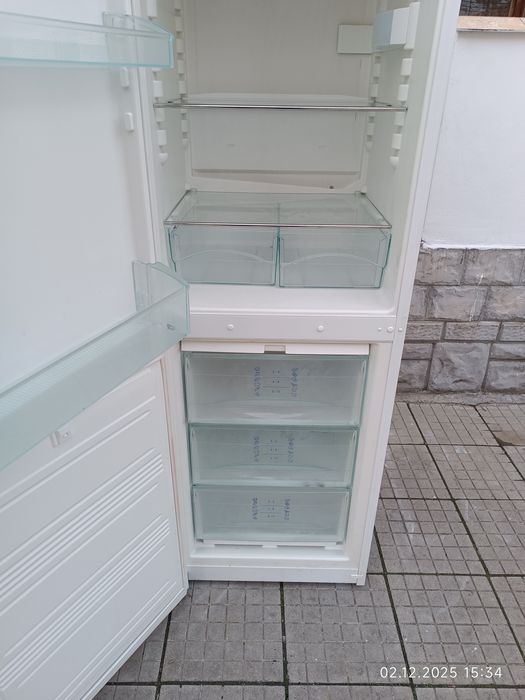 Хладилник liebherr