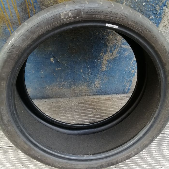 Cauciucuri 18, 20 o buc din fiecare