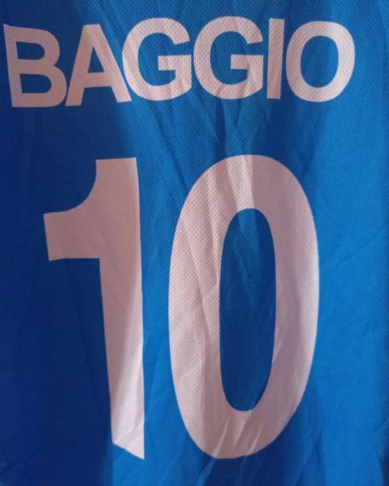 Уникална оригинална фланелка на великия Роберто Баджо - Бреша