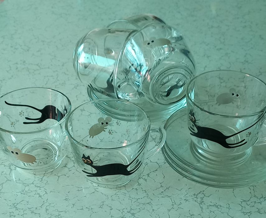 Чашки с блюдцами доставка