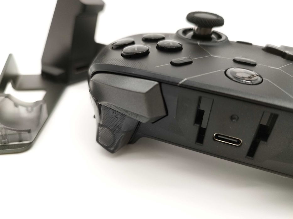 GameSir Cyclone 2 Shadow Black/Phantom White НОВИ/24 месеца гаранция