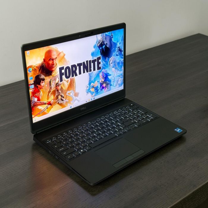 15.6’UHD 4K 600nits/RTX A3000 6GB/Core i7-11850H/Dell Precision 7560/32GB DDR4/512GB SSD