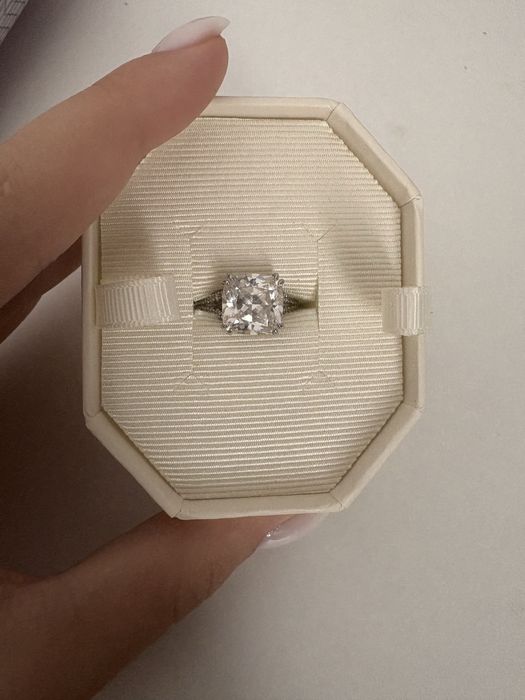 Inel Swarovsky nou si original