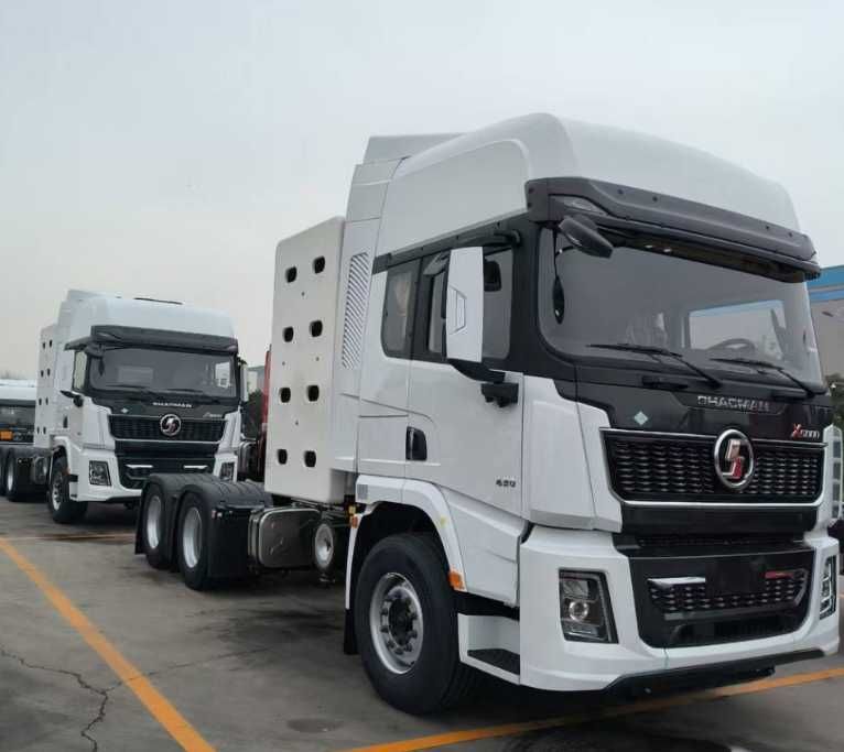 Продаётся седельный тягач SX42584V404TX5000+CIP Tashkent