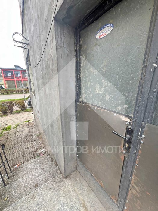 Продава се Магазин в Нови пазар - 37 кв.м за 676 €/кв.м - Снимка #12