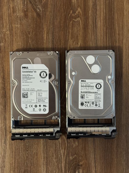 Сървърни твърди дискове Dell 2TB SAS 7.2K – Enterprise Class с Tray