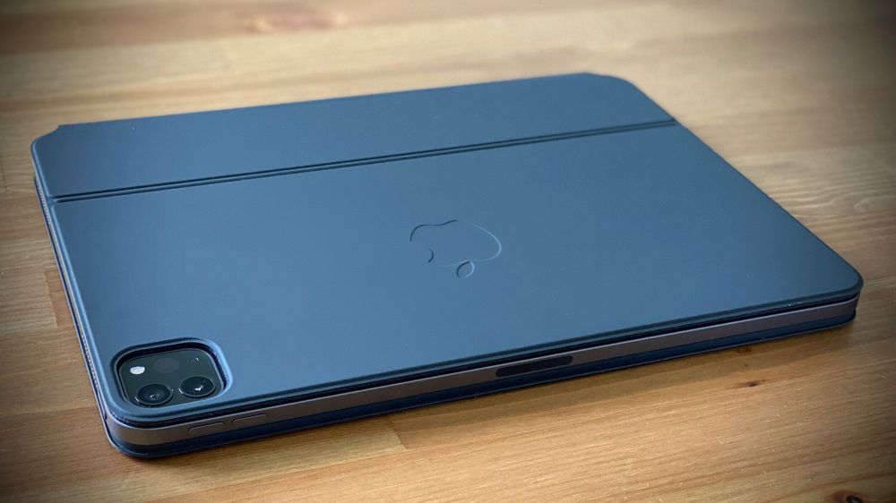 Ipad pro 11 m2 2022 + magic keyboard (оригинал