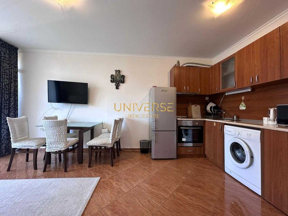 Продава се Тристаен апартамент в Свети Влас - 77 кв.м за 1364 €/кв.м - Снимка #1