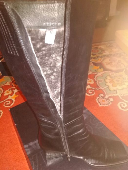 Продам сапоги женские