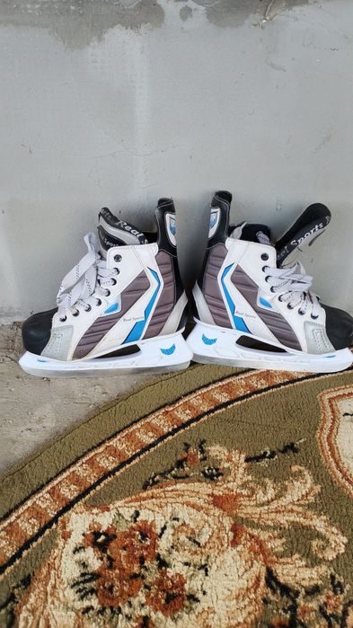 Коньки продается