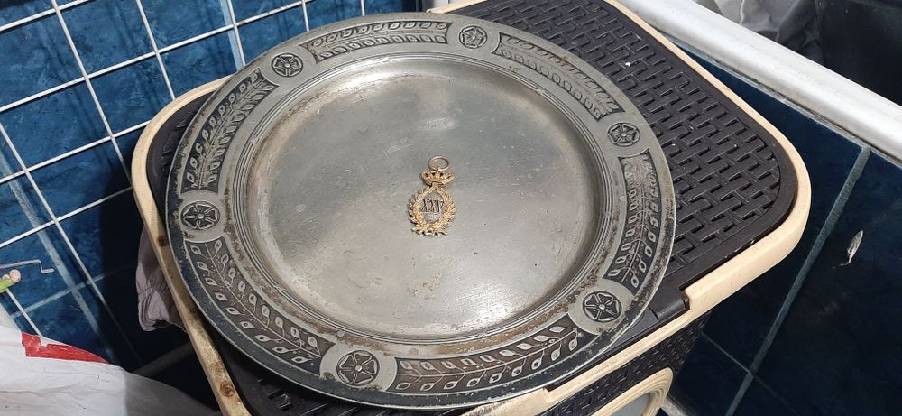 Platou vechi de colecție