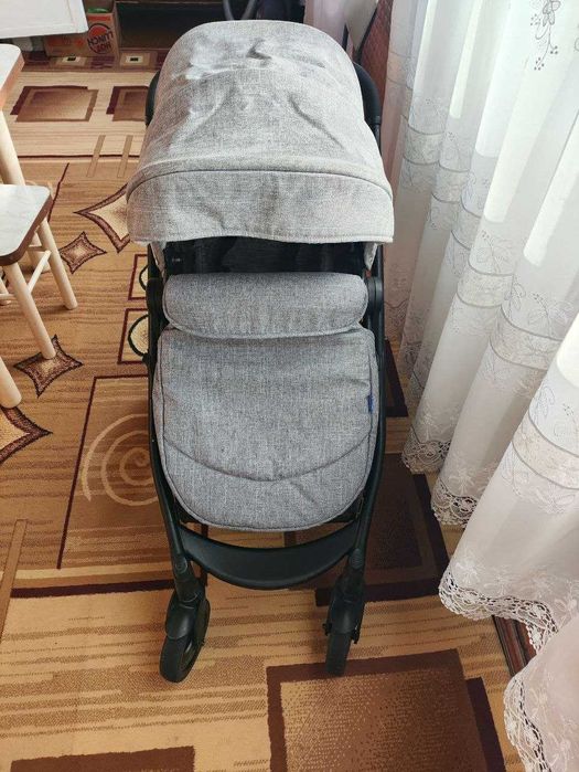 Коляска трансформер Chicco Urban в хорошем состояние продаётся