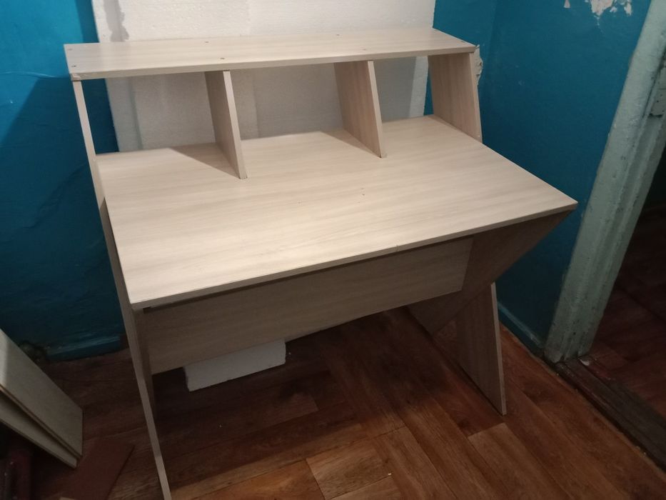 Парта стол сатылады