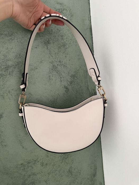 Малка чанта GUESS