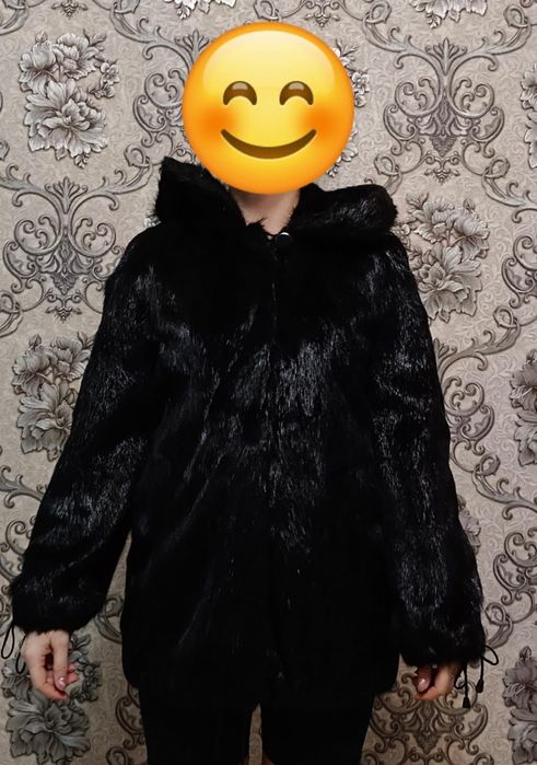 Продам шубу женскую