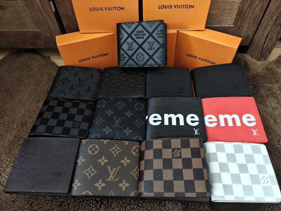 Vand Portofele Louis Vuitton / Gucci / Goyard / Burberry  la SUPER PRET