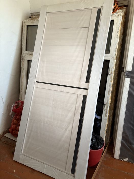 Продам двери новый