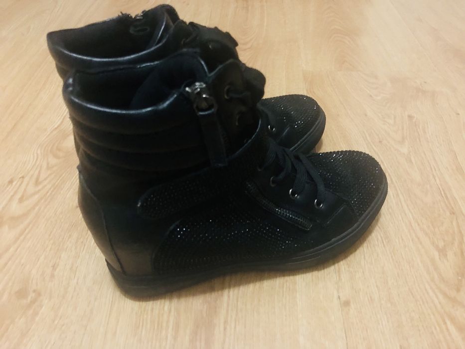 Дамски боти, обувки с камъчета Paolo Botticelli