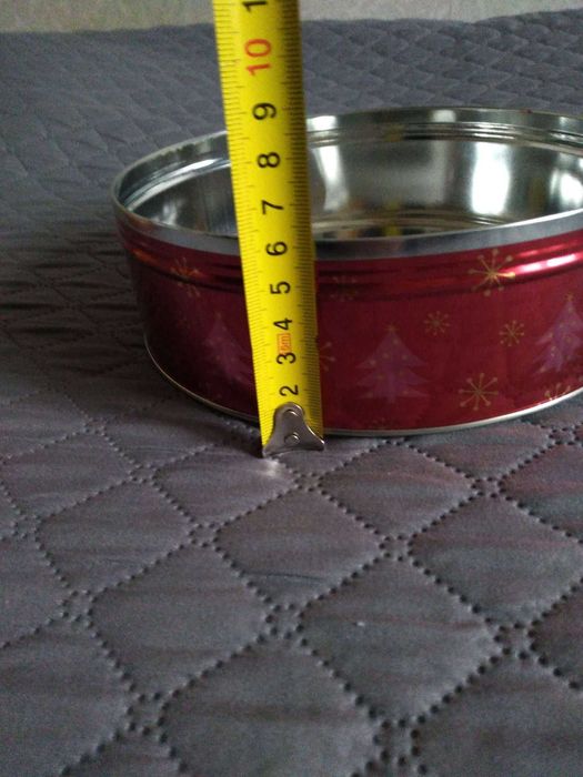 Коледна кутия -метална --