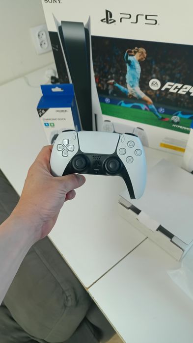 Sony PS5 с дисководом