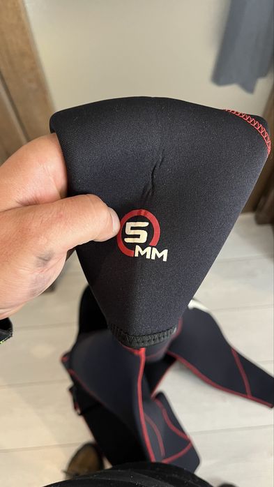Costum de neopren lung pentru bărbați LEGEND PL-6511-1 5mm negru-roșu XL