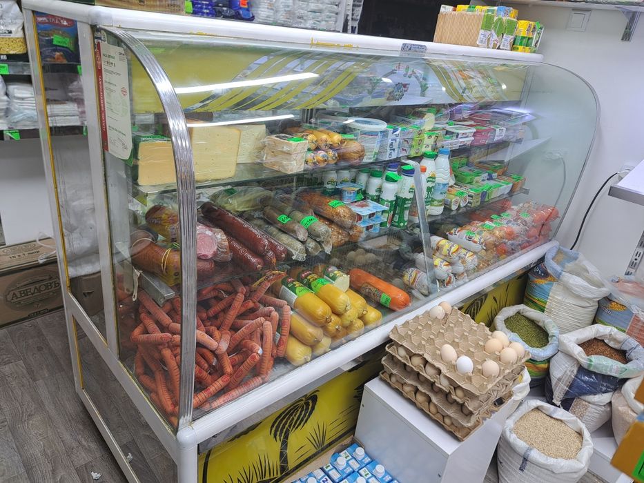 Колбаса- гушт-сут махсулотлари учун холоденник сотилади