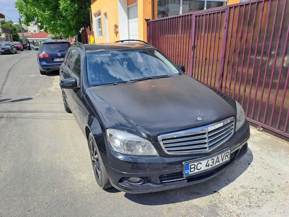 MERCEDES C200  2010 EURO 5 stare perfecta 4700 euro negociabil