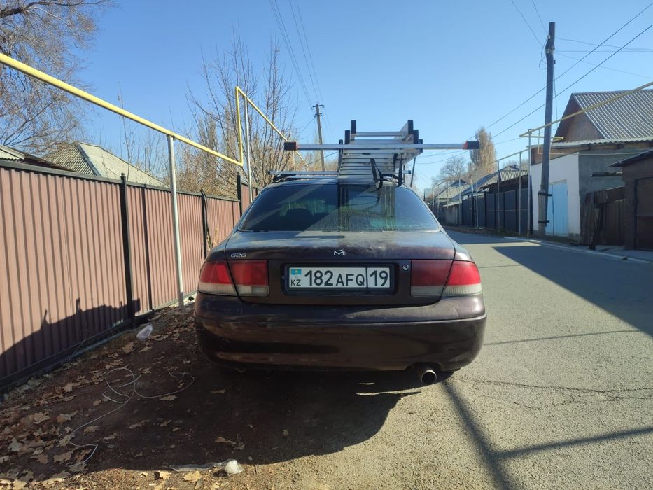 Срочно Продам Мазда кронус 1993 года