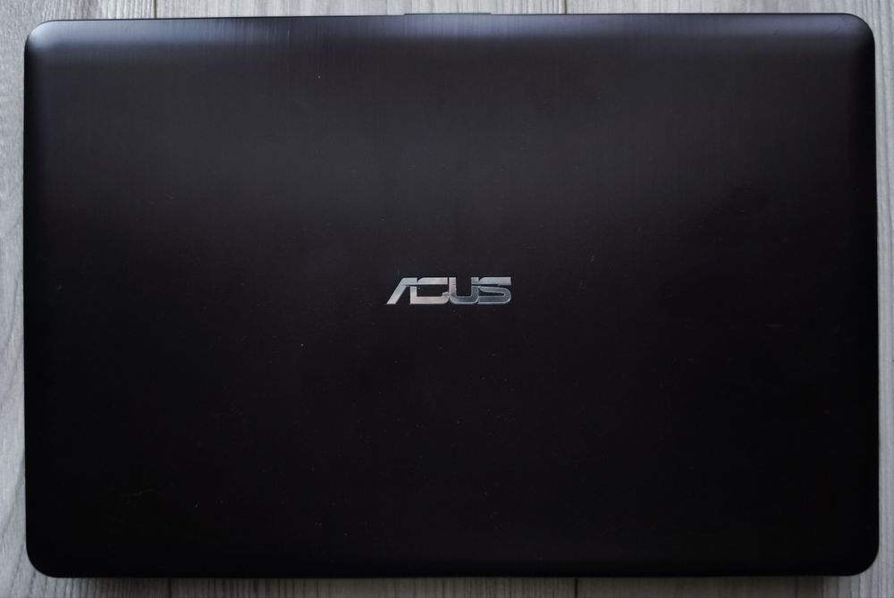Laptop Asus X541UVK 15,6 FHD/i5-7200u/8GB/SSD 512 GB Nvisdia 920MX 2GB !