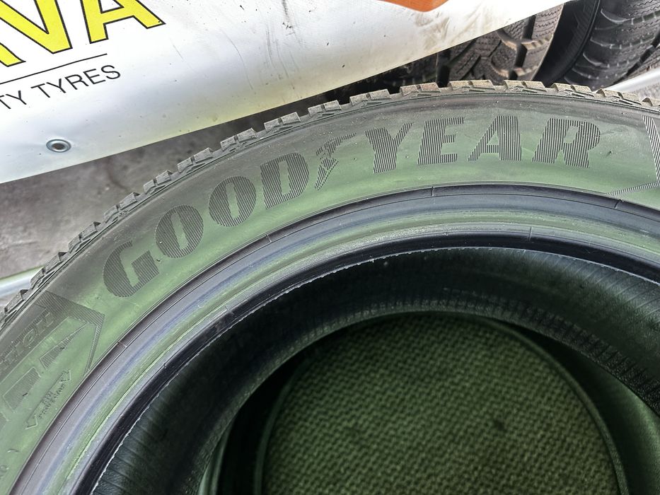 285/45 R20 112V XL AO - Goodyear UltraGrip Performance 8 M+S Oferta
