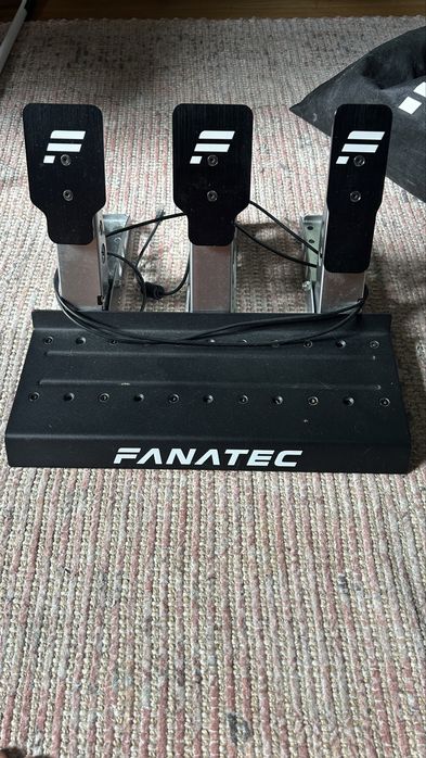 Fanatec 5nm DD Wheel base / F1 esports / Load Cell