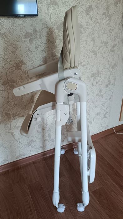 Продам стульчик для кормления