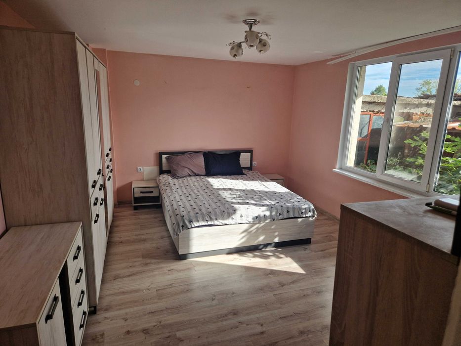 Дава се под наем Етаж от къща в Средец - 75 кв.м за 255 € - Снимка #9